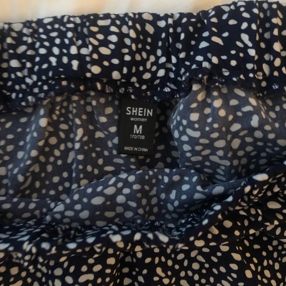 Shein Skirt - Picture 2 of 2